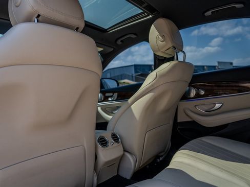 Used 2017 Mercedes-Benz E 300 image 30