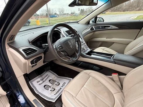 Used 2017 Lincoln MKZ Reserve w/ Climate Package image 17