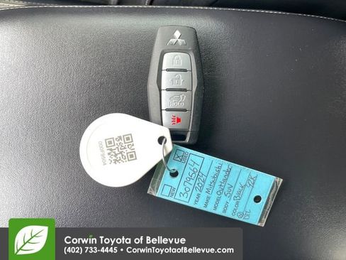 Used 2024 Mitsubishi Outlander SE FWD image 23