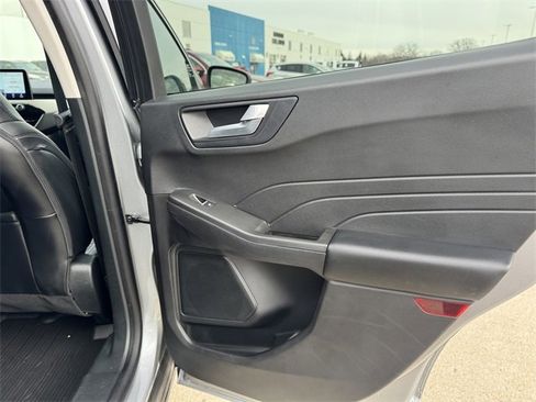 Used 2021 Ford Escape SEL image 11