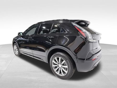 Used 2022 Cadillac XT4 Sport w/ Comfort Package AWD/4WD image 2