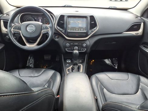 Used 2015 Jeep Cherokee Limited w/ Trailer Tow Group AWD/4WD image 12