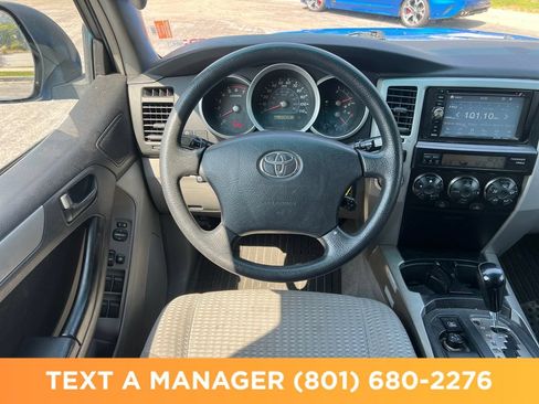 Used 2006 Toyota 4Runner SR5 AWD/4WD image 15