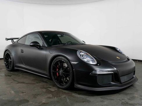 Used 2015 Porsche 911 GT3 image 2