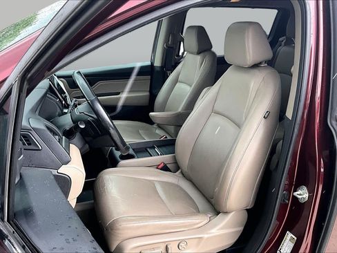 Used 2018 Honda Odyssey EX-L image 8