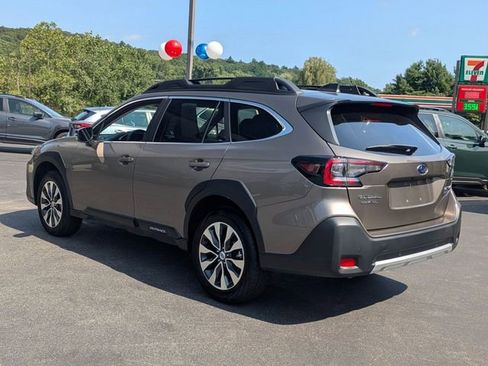 Used 2024 Subaru Outback Limited image 4
