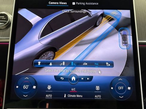 Used 2023 Mercedes-Benz S 500 4MATIC w/ AMG Line image 22