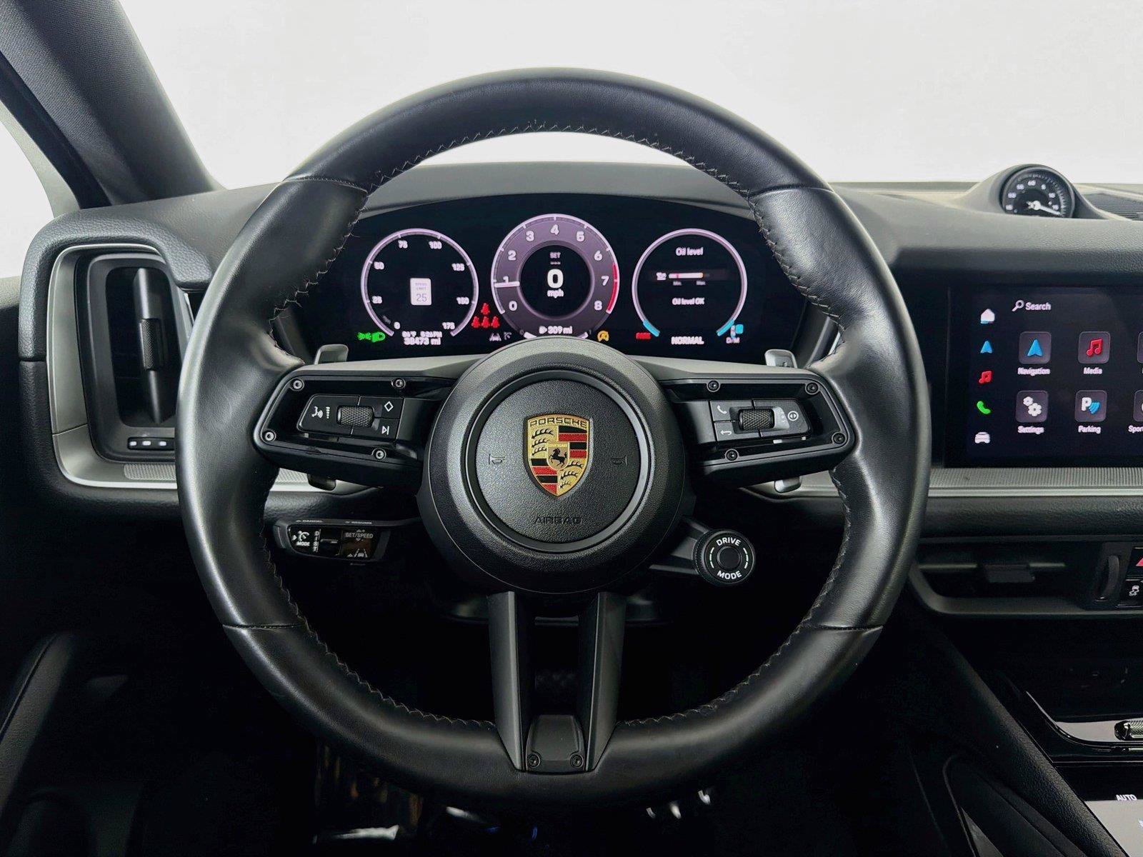 Certified 2024 Porsche Cayenne Coupe AWD/4WD image 11