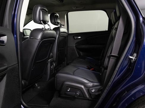 Used 2019 Dodge Journey Crossroad image 32