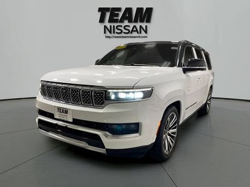 Used 2024 Jeep Grand Wagoneer L Series III AWD/4WD image 3
