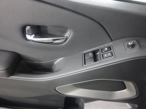 Certified 2024 Nissan Frontier SV w/ Technology Package image 24