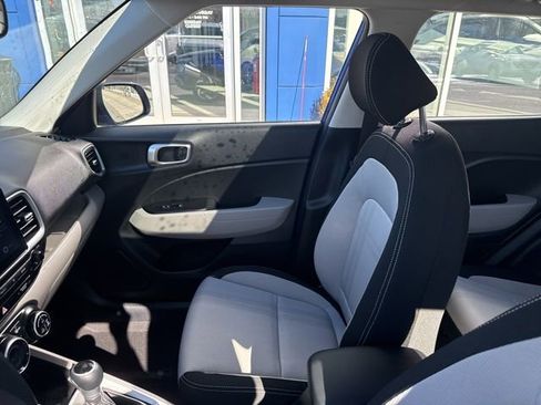 Certified 2026 Hyundai Venue SEL image 20