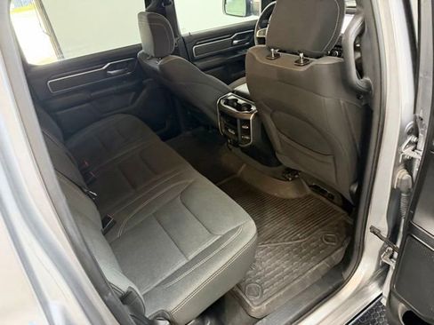 Used 2022 RAM 1500 Big Horn AWD/4WD image 40