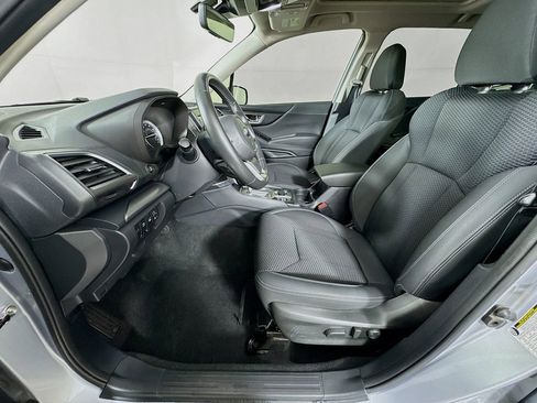 Used 2024 Subaru Forester Premium AWD/4WD image 24