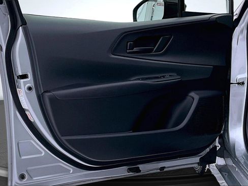 Used 2025 Toyota Prius LE image 23