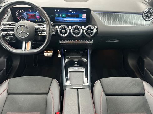 Certified 2025 Mercedes-Benz GLA 250 image 12