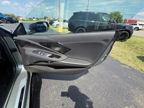 Used 2024 Chevrolet Corvette Z06 w/ Stealth Interior Trim Package RWD image 18