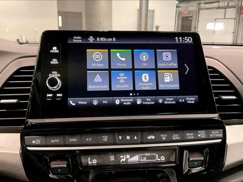 Used 2025 Honda Odyssey EX-L image 16