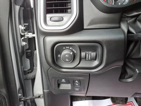 Used 2025 RAM 1500 Big Horn image 18