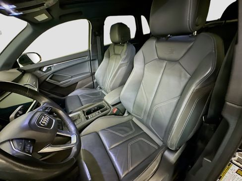 Used 2020 Audi Q3 2.0T Premium Plus w/ Premium Plus Package image 13