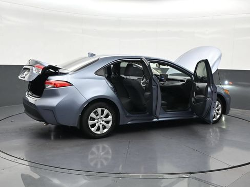 Used 2024 Toyota Corolla LE FWD image 30