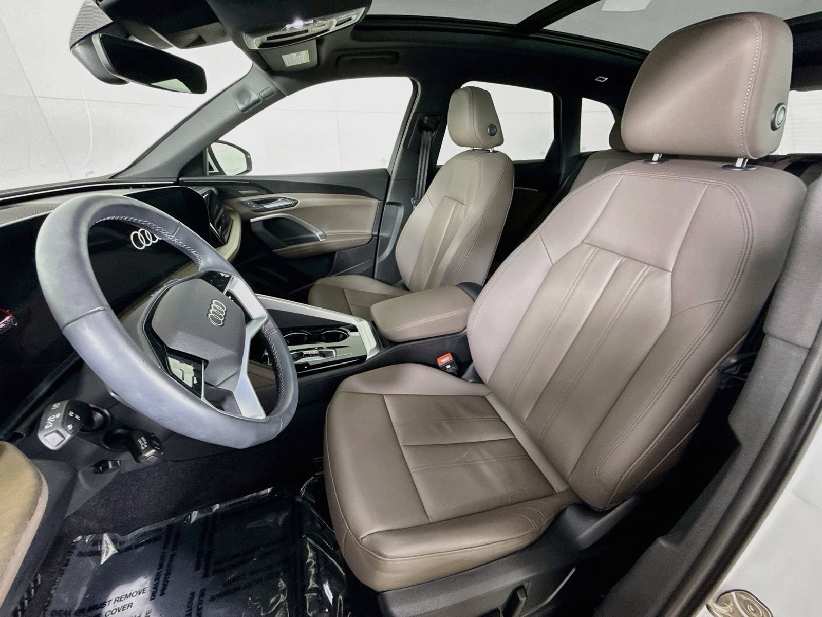 Certified 2025 Audi Q5 Premium w/ Premium Plus AWD/4WD image 5