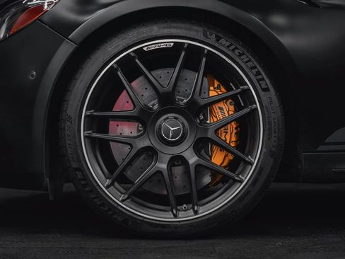 Used 2018 Mercedes-Benz E 63 AMG S image 15