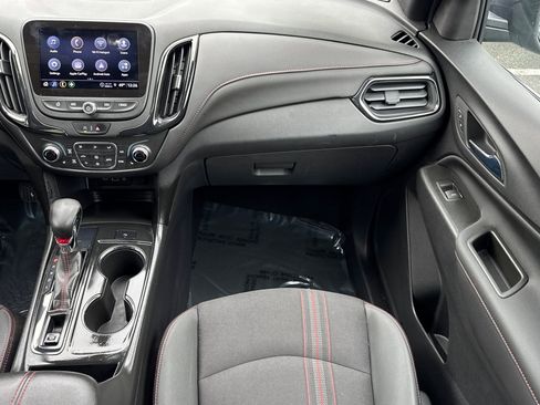 Used 2023 Chevrolet Equinox RS image 28