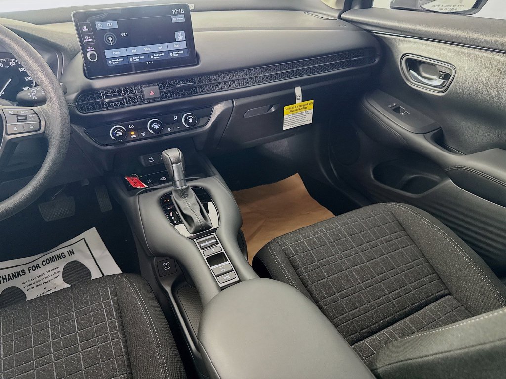 Certified 2026 Honda HR-V LX image 33