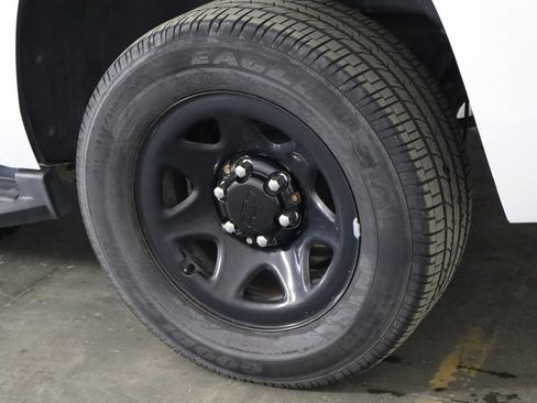 Used 2018 Chevrolet Tahoe 2WD image 34