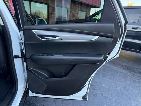 Used 2018 Cadillac XT5 Luxury w/ Driver Awareness Package image 22