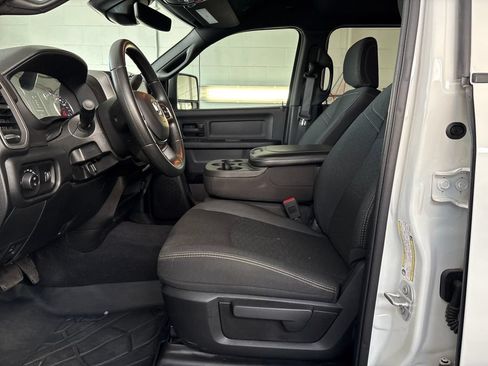 Used 2026 RAM 2500 Tradesman AWD/4WD image 14