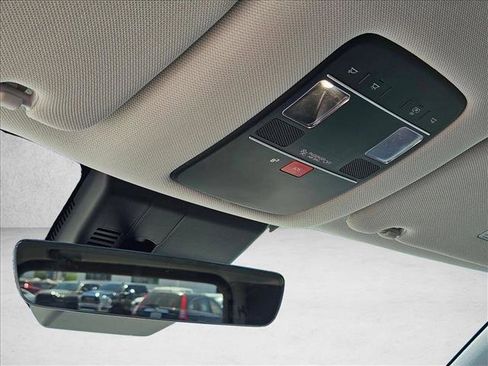 Used 2026 Hyundai Palisade SEL FWD image 19
