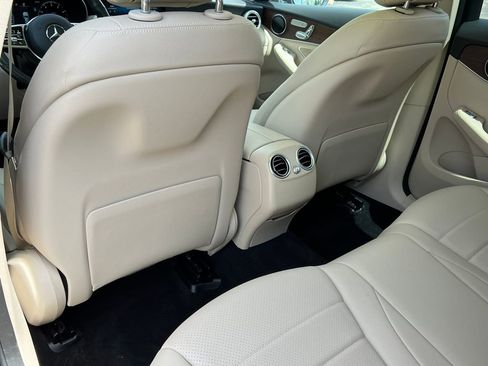 Certified 2022 Mercedes-Benz GLC 300 4MATIC image 36