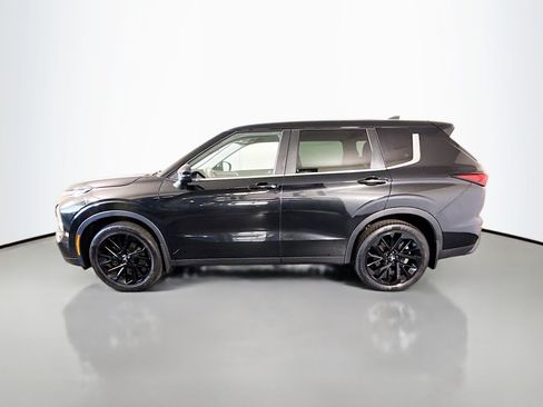 Used 2022 Mitsubishi Outlander ES AWD/4WD image 6