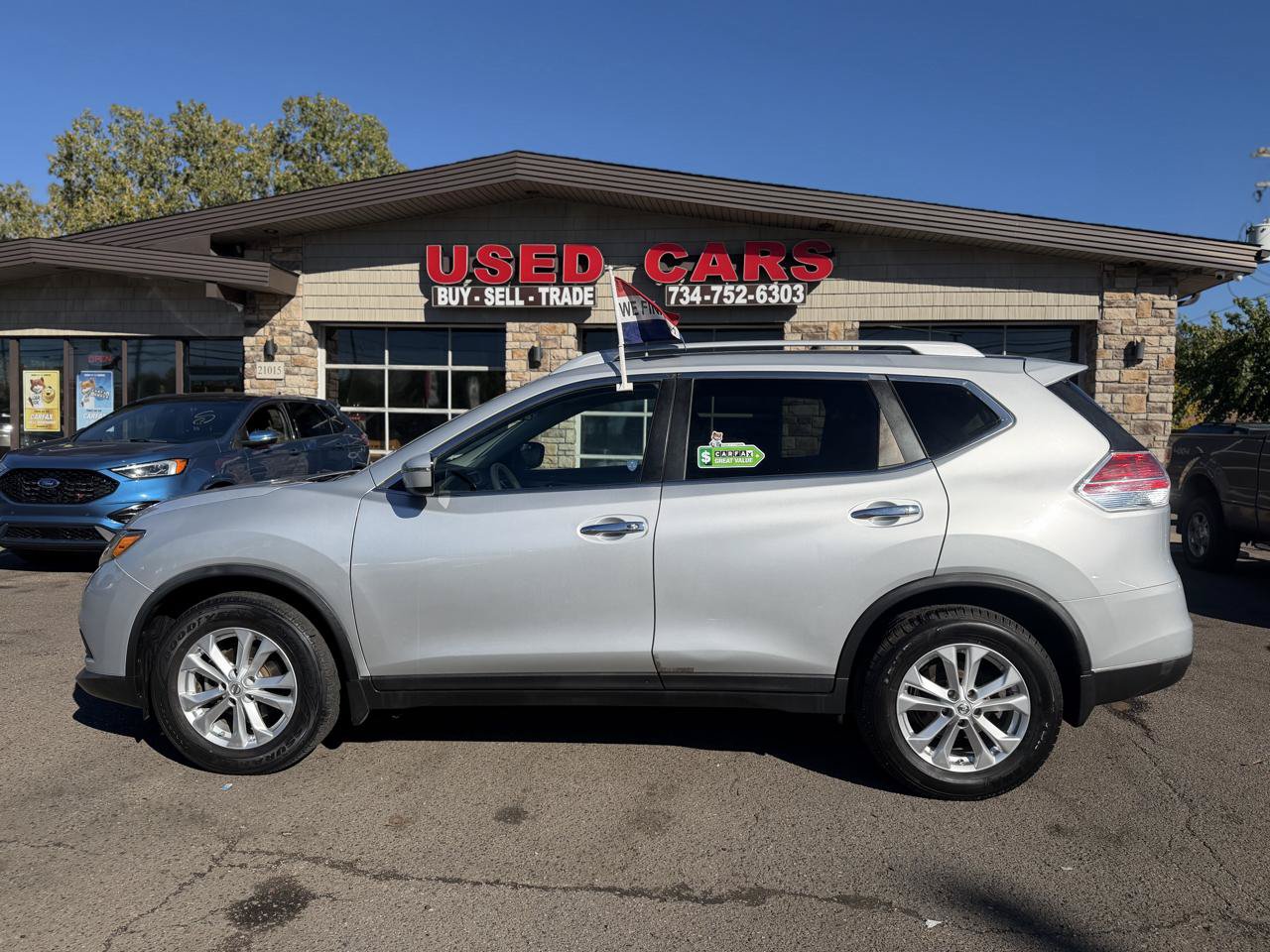 Used 2016 Nissan Rogue SV FWD image 8