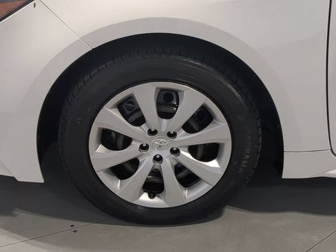 Used 2023 Toyota Corolla LE FWD image 17