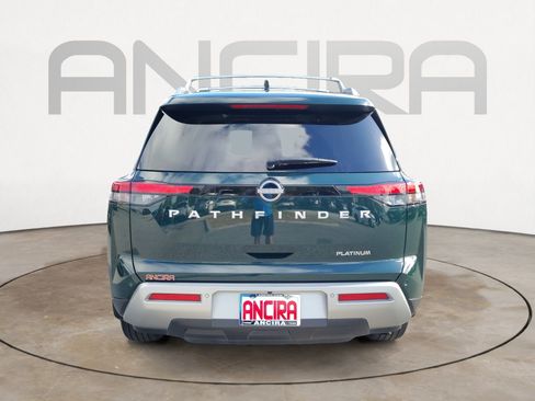 Used 2024 Nissan Pathfinder Platinum FWD image 9