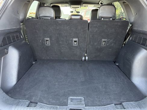 Used 2024 Ford Escape ST-Line FWD image 9