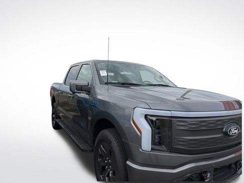 Used 2024 Ford F150 Lightning Lariat AWD/4WD image 2