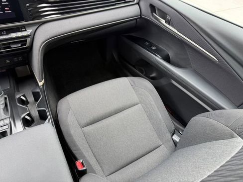 Used 2026 Toyota Camry LE FWD image 25