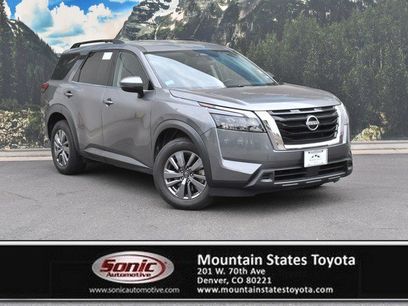 Used 2025 Nissan Pathfinder SV
