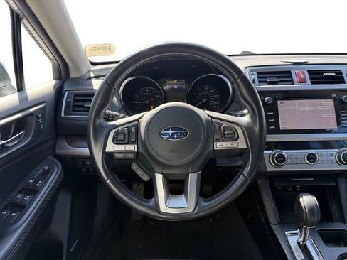 Used 2016 Subaru Outback 2.5i Limited AWD/4WD image 12