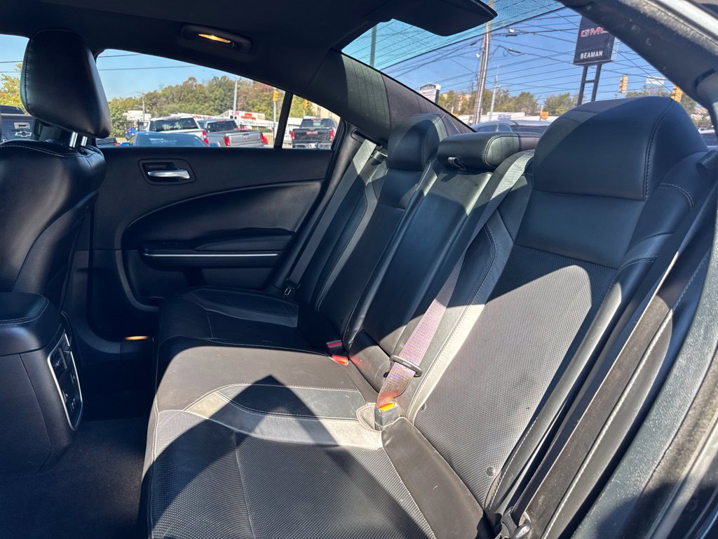 Used 2022 Dodge Charger SXT w/ Leather Interior Group RWD image 25