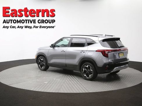 Used 2024 Kia Seltos EX AWD/4WD image 65