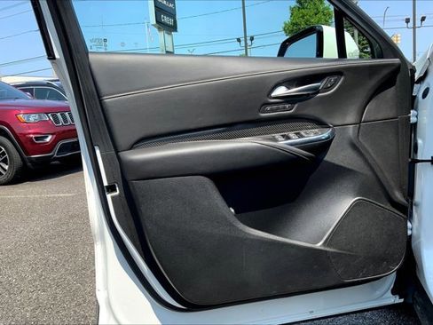 Used 2023 Cadillac XT4 Sport w/ Cold Weather Package image 22