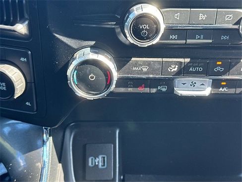 Certified 2023 Ford F150 XLT w/ Equipment Group 302A High image 26