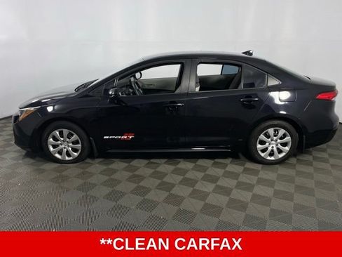 Used 2025 Toyota Corolla LE FWD image 5