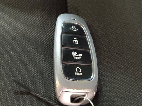 Used 2022 Hyundai Tucson Blue AWD/4WD image 32