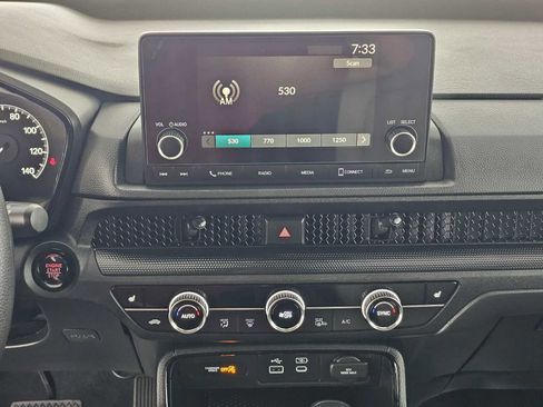 Used 2025 Honda CR-V EX image 25